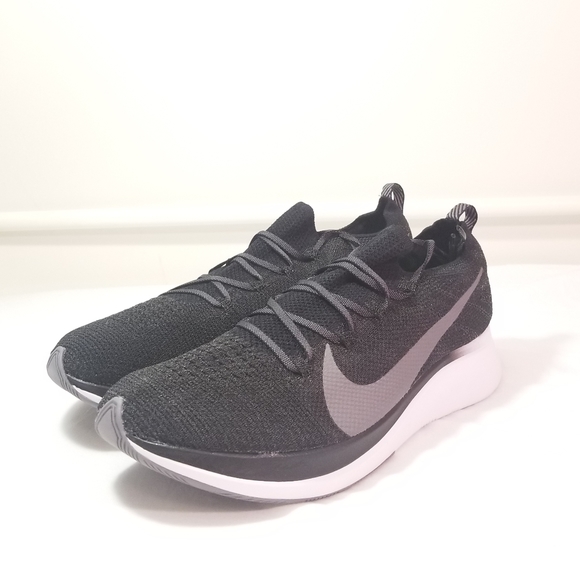Nike Zoom Fly Flyknit - Picture 4 of 8
